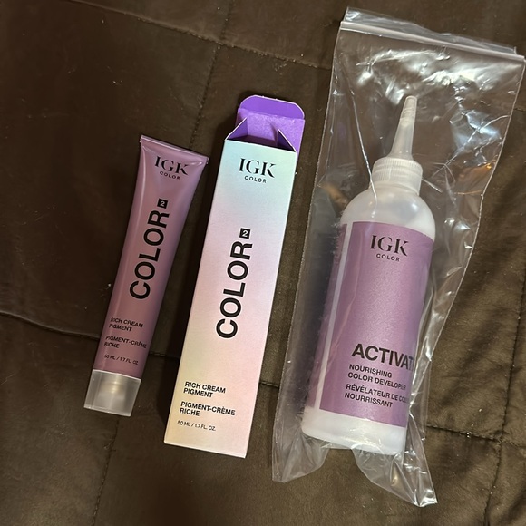 IGK Volcanic 1NA Purest Black Permanent Hair Color Extra Color Tube - Picture 5 of 7